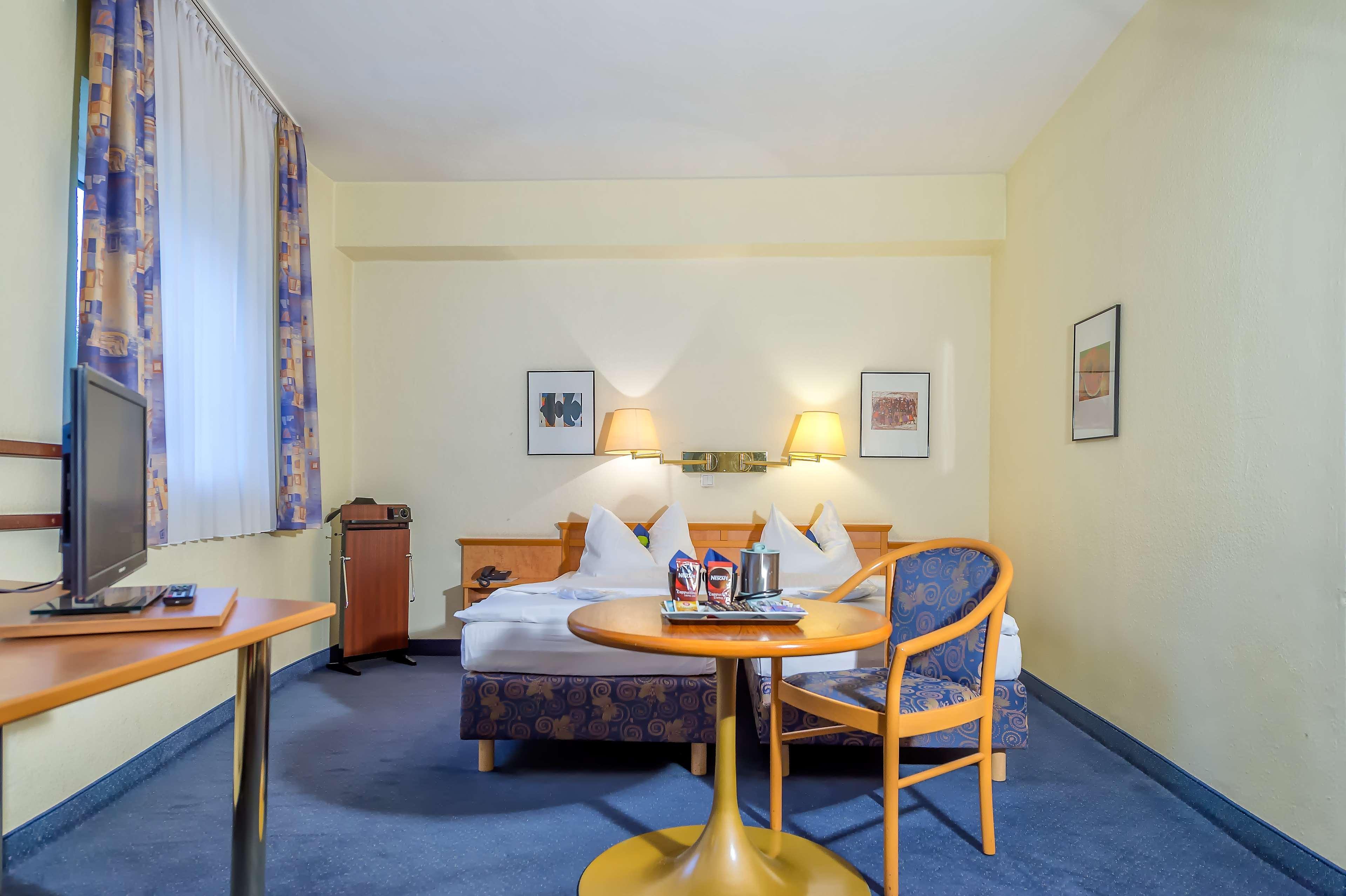 Best Western Weymouth Hotel Rembrandt Экстерьер фото